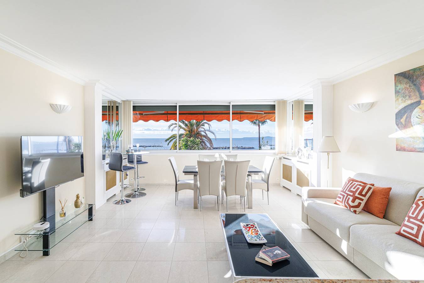 Entire apartment, 93 Verdun in Saint-Laurent-du-Var, Cannes region