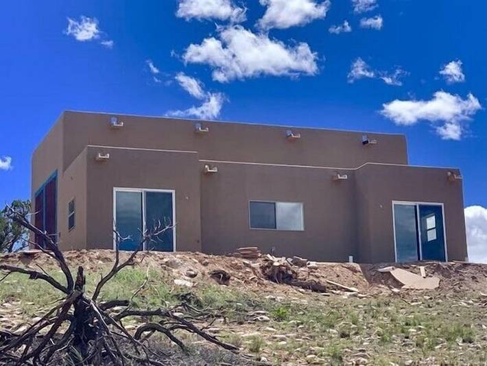 Vacation apartment for 2 people, with terrace and yard, with pets in New Mexico