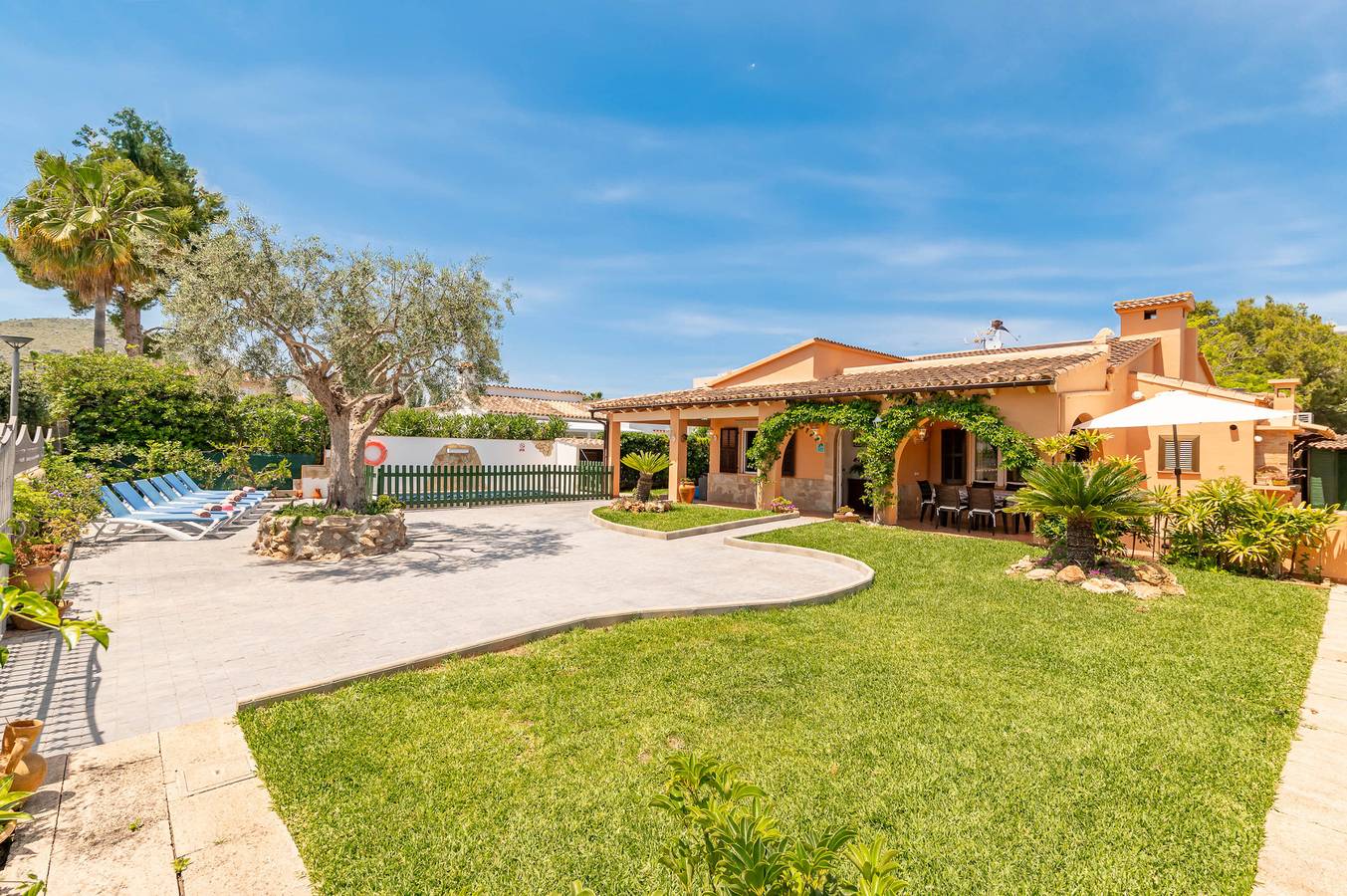 Villa Bellota in Alcúdia, Mallorcas Küste
