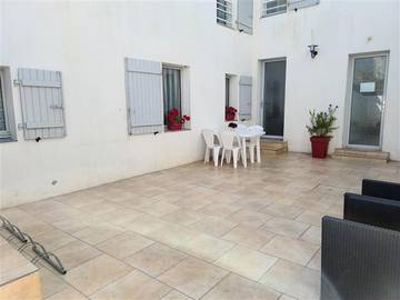 Gîte pour 4 personnes, avec terrasse et vue dans Port Joinville