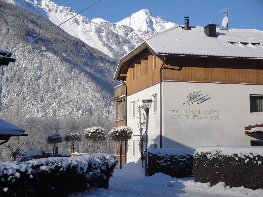 Ganze Ferienwohnung, Appartement "Winter" in Längenfeld, Ötztal