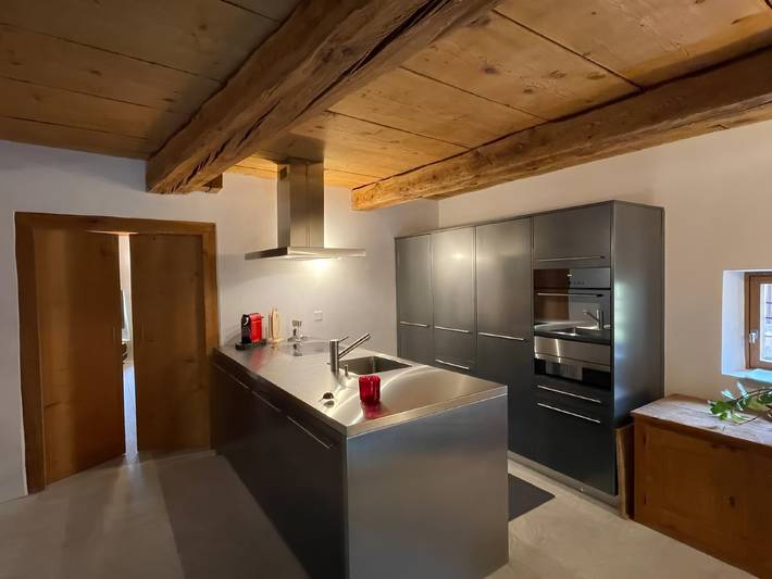 Ganze Ferienwohnung, Historisches Teiler-Haus - 4-Bettwohnung in Splügenpass, Rheinwald