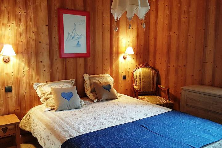 Gîte pour 14 personnes, avec jacuzzi ainsi que sauna et jardin dans Office De Tourisme De Combloux - 4