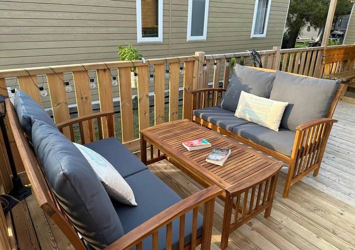 Camping pour 6 personnes, avec terrasse ainsi que vue et piscine à Vendays-Montalivet - 2