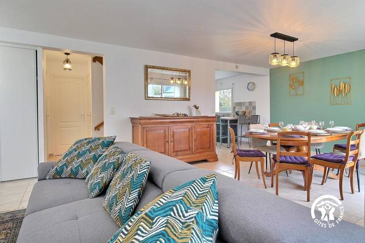 Gîte pour 8 personnes, avec jardin et terrasse, animaux acceptés à Berric - 3