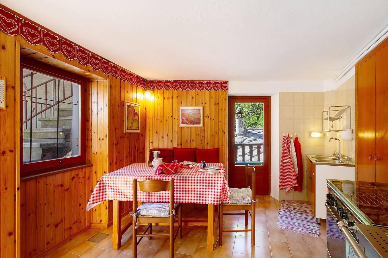 Vakantiehuis 'Casa Savin 35' met bergzicht, privétuin en balkon, foto 8