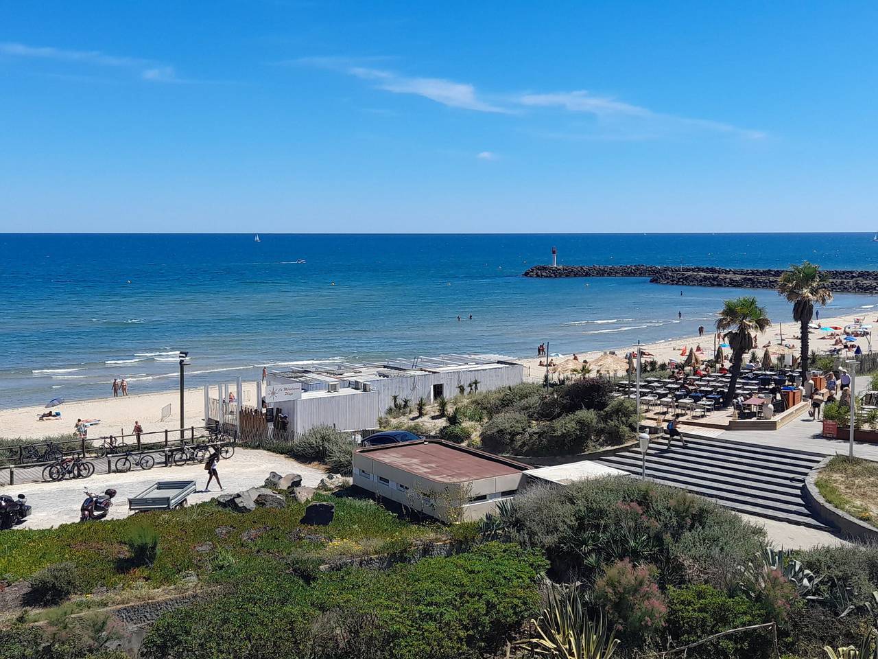 Entire studio, Air-conditioned studio with sea view and private parking in Cap d'Agde, Agde