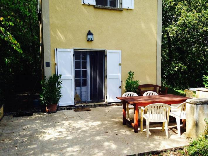 Location de vacances pour 2 personnes, avec terrasse et vue, animaux acceptés à Veyrines-de-Domme - 4