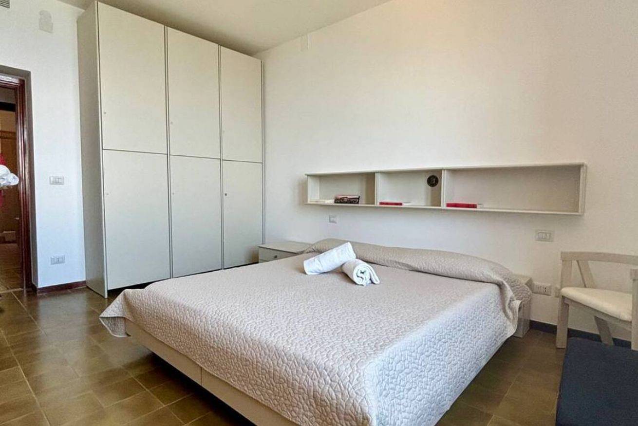 Belevedere - sea view terrace on Sorrento hillside in Sorrento, Península Sorrentina