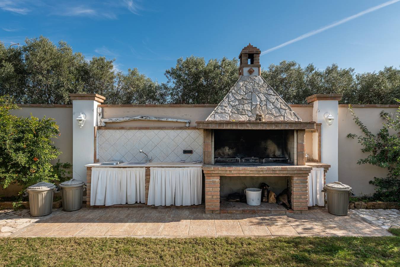 Villa moderne Maria Beatrice avec grand jardin in Campidano