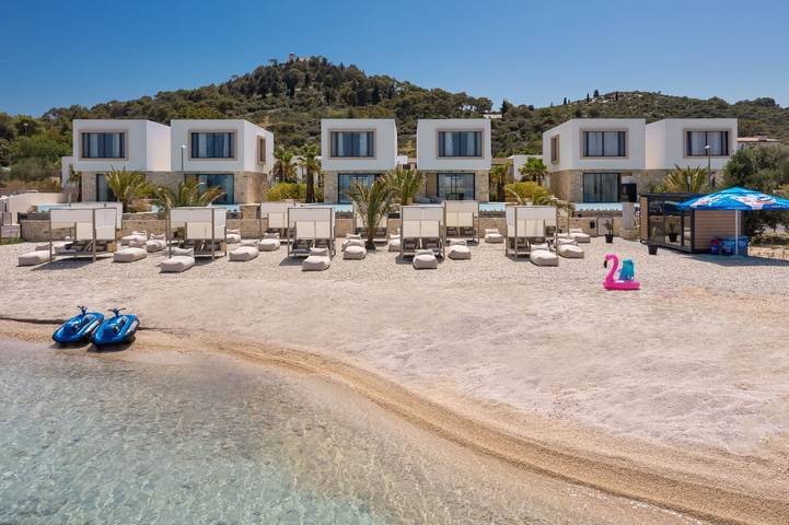 Villa für 4 Personen, mit Pool - 1
