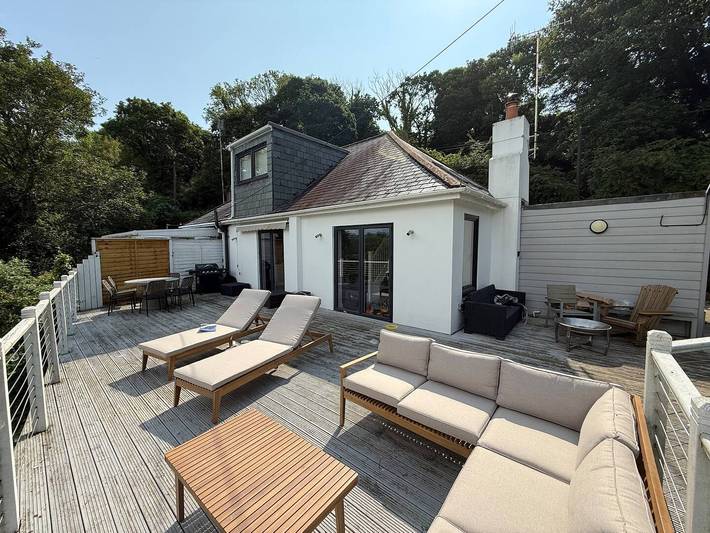 Ferienhaus für 6 Personen, mit Meerblick und Balkon sowie Terrasse und Garten in Cornwall