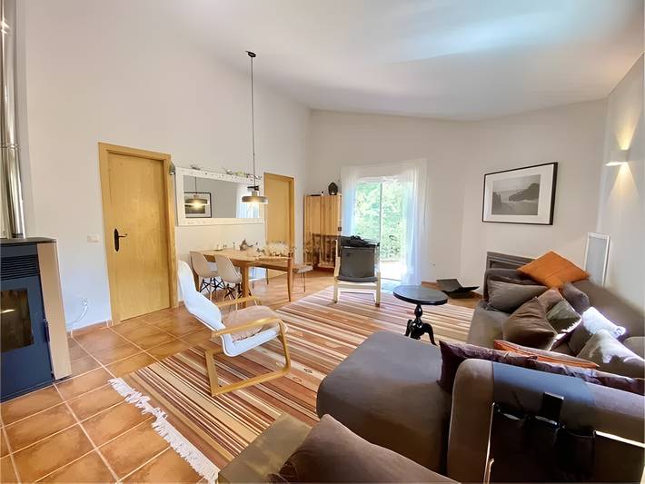 Holiday Home 'Azuela Las Vegas Casa De Campo' with Mountain View, Private Garden and Wi-Fi in Vegas de Matute, Segovia Province