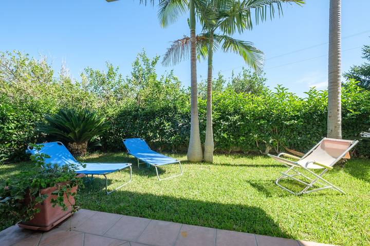 Villa per 8 persone, con Balcone e Giardino