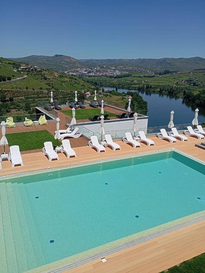 Hôtel pour 2 personnes, avec Balcon et Terrasse ainsi que Jardin et Piscine