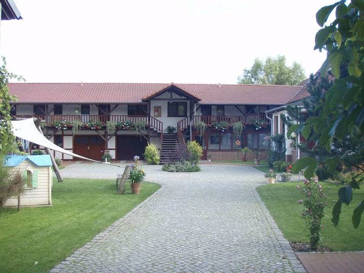 Ferienhaus für 4 Personen, mit Balkon und Terrasse