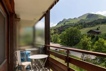 Cottage pour 4 personnes, avec balcon/terrasse à Le Grand-Bornand