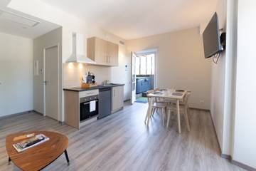 Appartement De Vacances pour 4 Personnes dans Ruoms, Ardèche, Photo 3