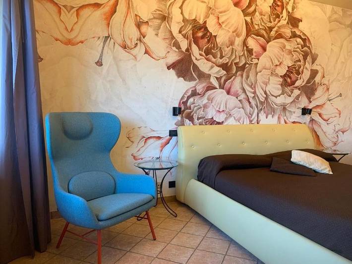 Hôtel pour 3 personnes, avec terrasse ainsi que piscine et vue sur le lac à Sulzano - 3