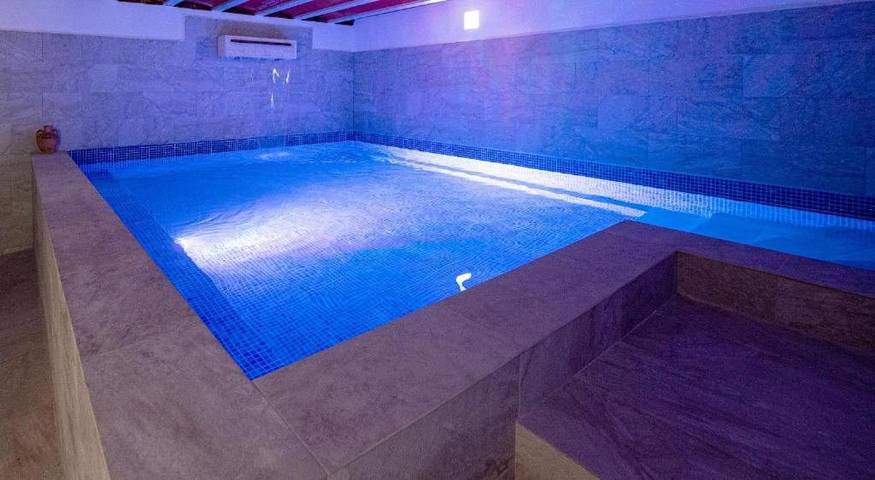 Chalet para 8 personas, con piscina y vistas además de sauna y jardín, Se admiten mascotas en Alt Penedès - 3