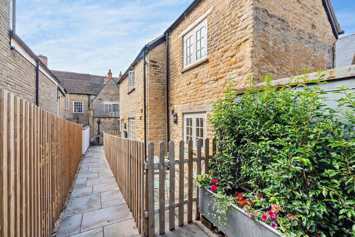 Lower Barn in Chipping Norton, Oxfordshire