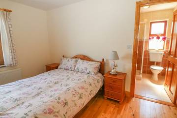 Cottage for 8 People in County Cork, Photo 1