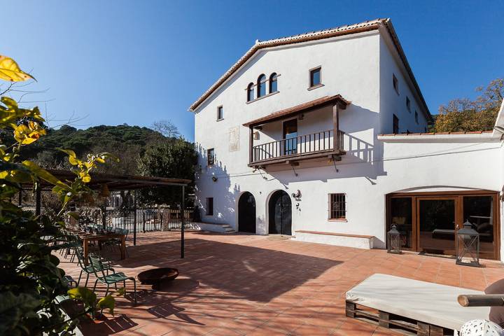 Location de vacances pour 16 personnes, avec Balcon et Jardin à Tordera - 2
