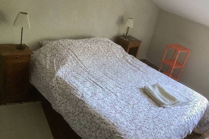 Location de vacances pour 8 personnes, avec jardin à Bourdeilles - 3