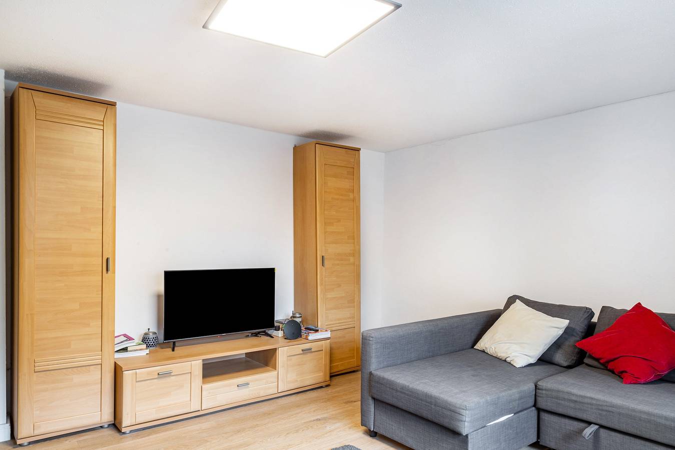 Ganze Wohnung, Hundefreundliche Ferienwohnung mit Terrasse – Natur & Arbeiten im Grünen in Kraiburg am Inn, Landkreis Mühldorf am Inn