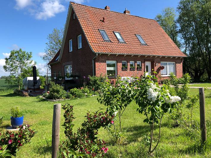 Ferienwohnung für 5 Personen, mit Terrasse und Garten - 1