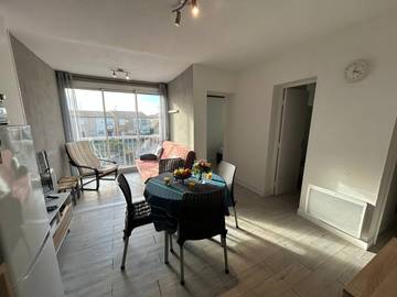 Appartement De Vacances pour 4 Personnes dans Valras-Plage, Région de Béziers, Photo 1