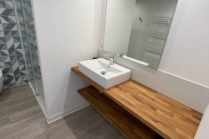 Appartement entier, Appartement \"Ile Bono\" Avec Jardin, 800 ml Plage in Perros-Guirec, Côte de Granit Rose