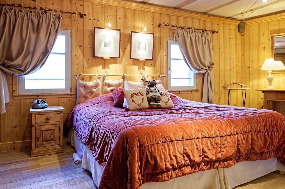 Ganze Wohnung, Der Elsässische Hirsch***** Ausgefallene 5* Fewo mit Panoramablick. Ruhige Lage. in Riquewihr, Regionaler Naturpark Belchen der Vogesen