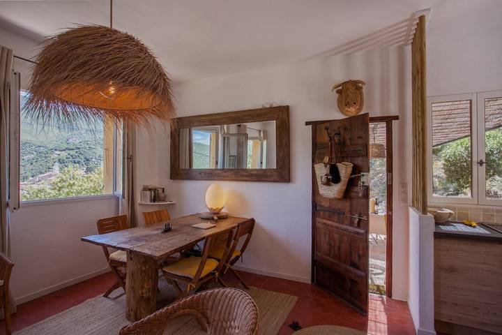 Location de vacances pour 6 personnes, avec terrasse et jardin à Palasca - 2