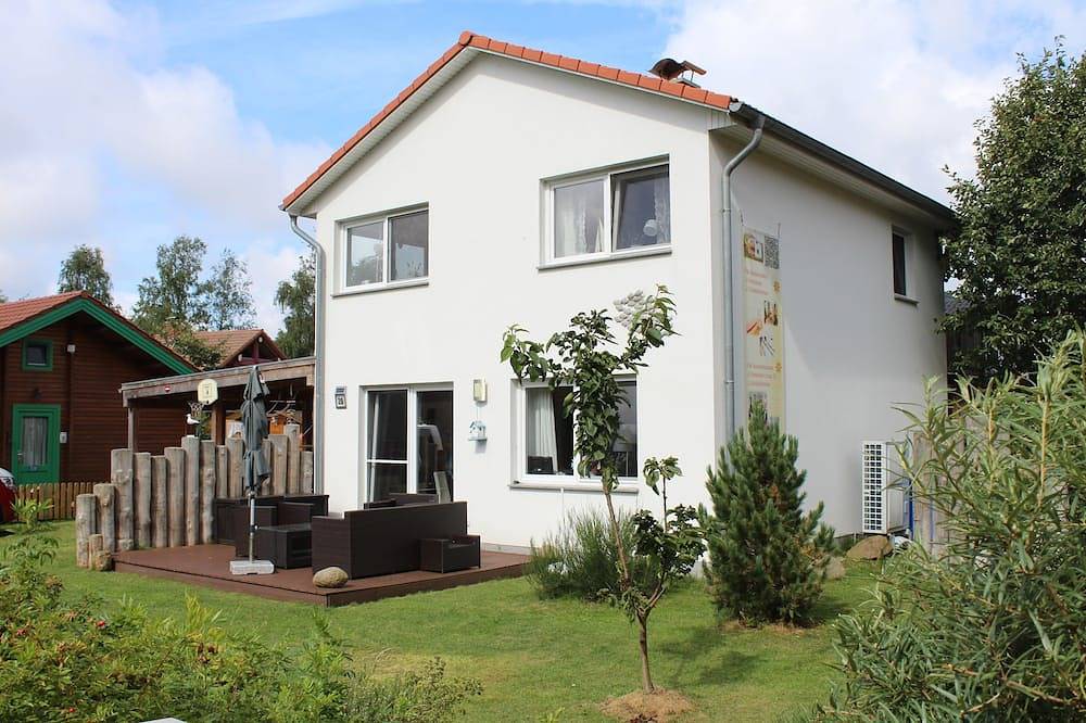 Fw Sonnenterrasse für den entspannten Familienurlaub in Bodstedt, Fuhlendorf