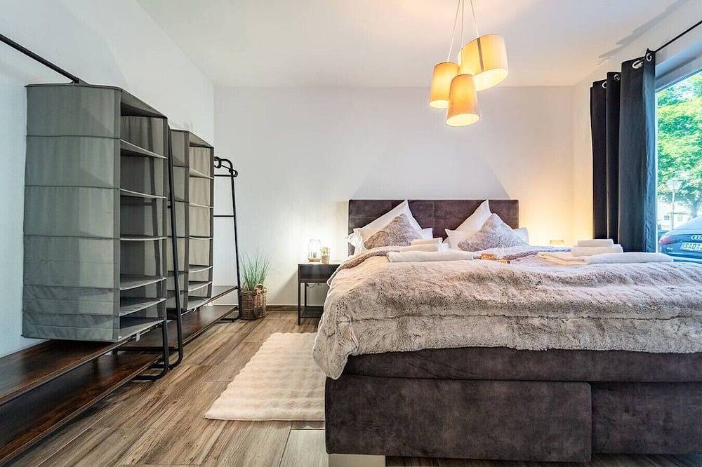 Ganze Wohnung, Select-Home 2 -Netflix | Parkplatz | viele Extras in Bruck i.d.OPf., Ostbayern
