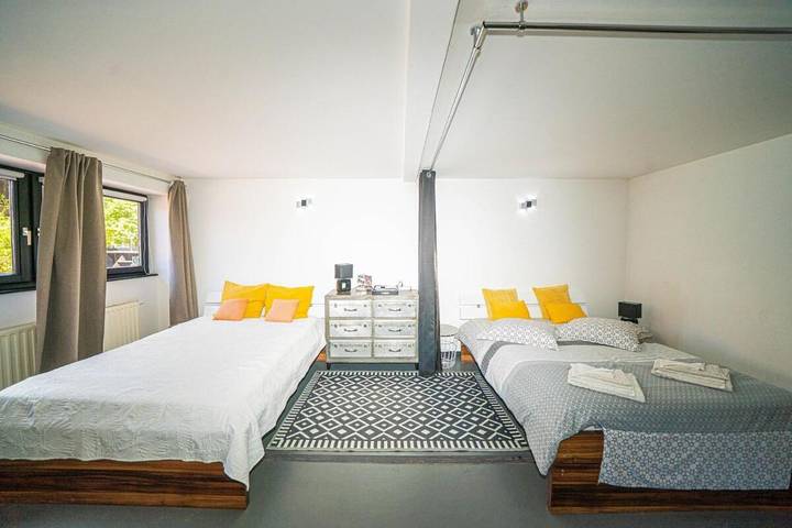 Gîte pour 7 personnes, avec Terrasse ainsi que Jardin et Piscine à Hartmannswiller