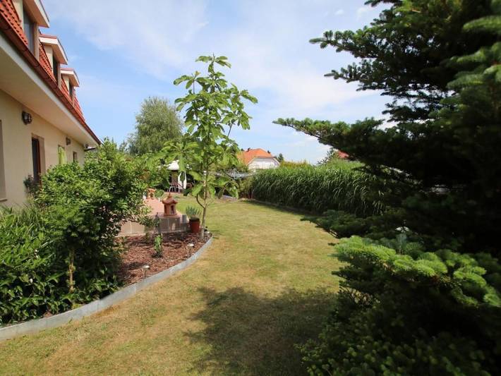 Ferienwohnung für 2 Personen, mit Garten in Rewal