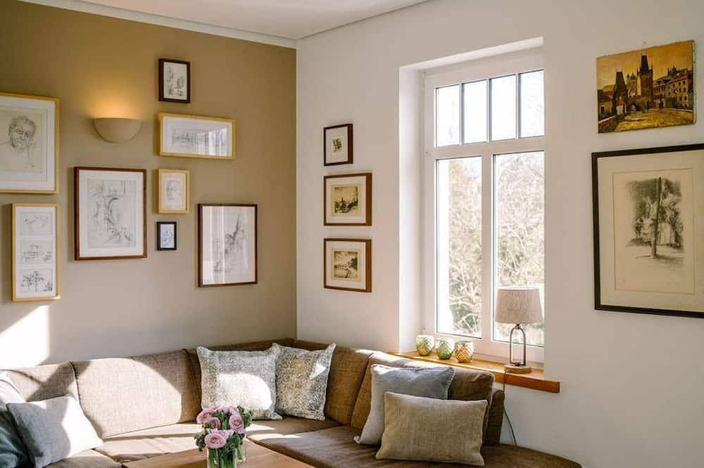 Ganze Wohnung, Ferienwohnung Radeberg - Großzügige Maisonettwohnung mit Dachterrasse in Radeberg, Oberlausitz