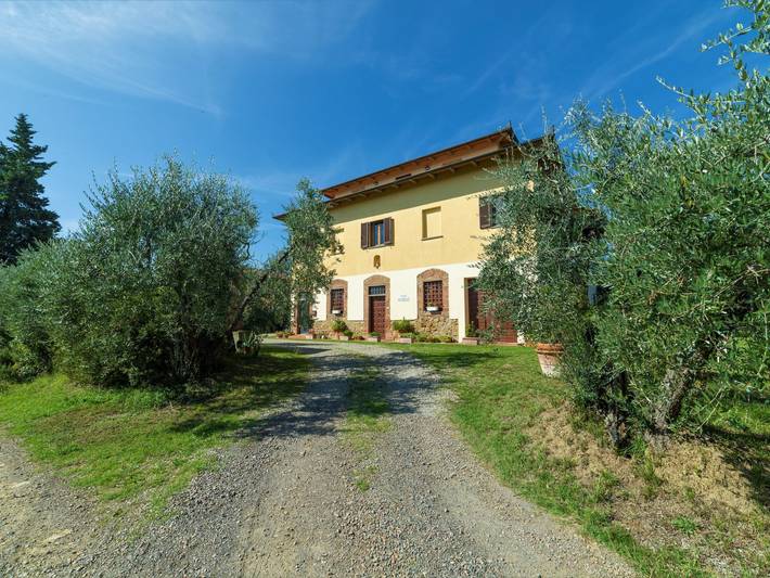 Location de vacances pour 10 personnes, avec terrasse ainsi que jardin et vue, animaux acceptés à San Gimignano - 2