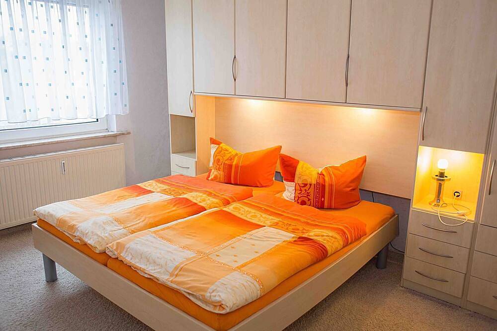 Entire apartment, Close to the Bauhaus I Holiday apartment Fischer I Sustainable living - Fewo Antje in Dessau, Dessau-Wörlitz Gartenreich
