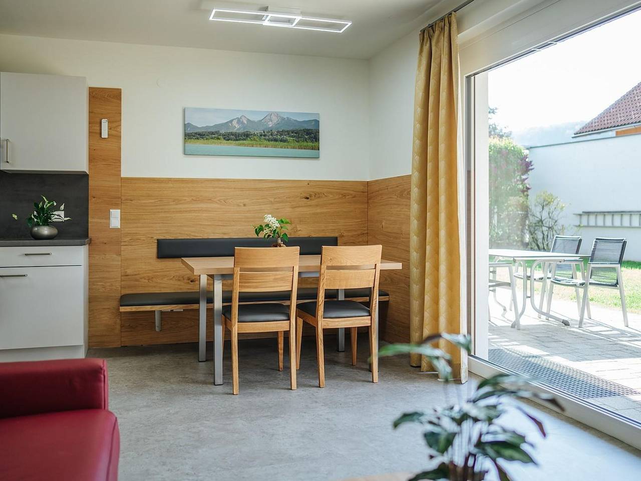 Ganze Ferienwohnung, Ferienwohnungen & Bungalows am Faaker See Kargl - Villa: App. 2, 3, 4 in Karawanken und Bachergebirge, Finkenstein am Faaker See