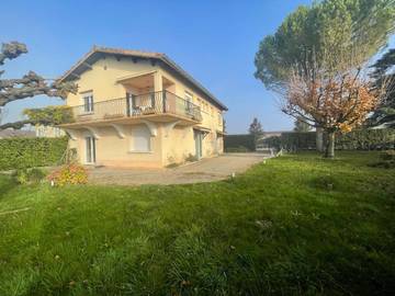 Gîte pour 6 personnes, avec vue et jardin à Livron-sur-Drôme