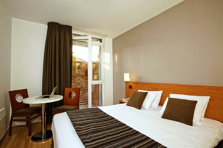 Appart’hôtel pour 2 personnes, avec Balcon