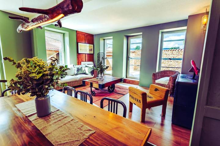 Gîte pour 2 personnes, avec jardin et vue, animaux acceptés à Blacé - 3