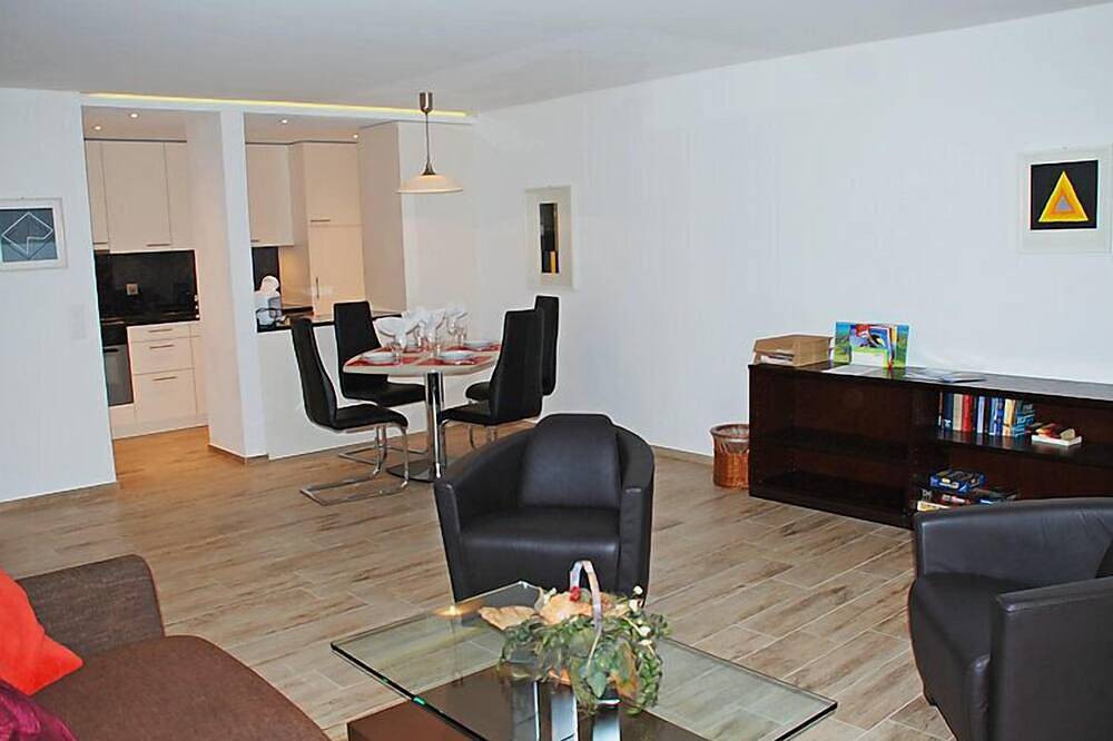 Ganze Wohnung, Residenza Parcolago Apt.008 in Caslano, Luganersee
