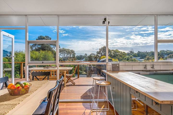 Holiday home for 6 people, with terrace in Coles Bay