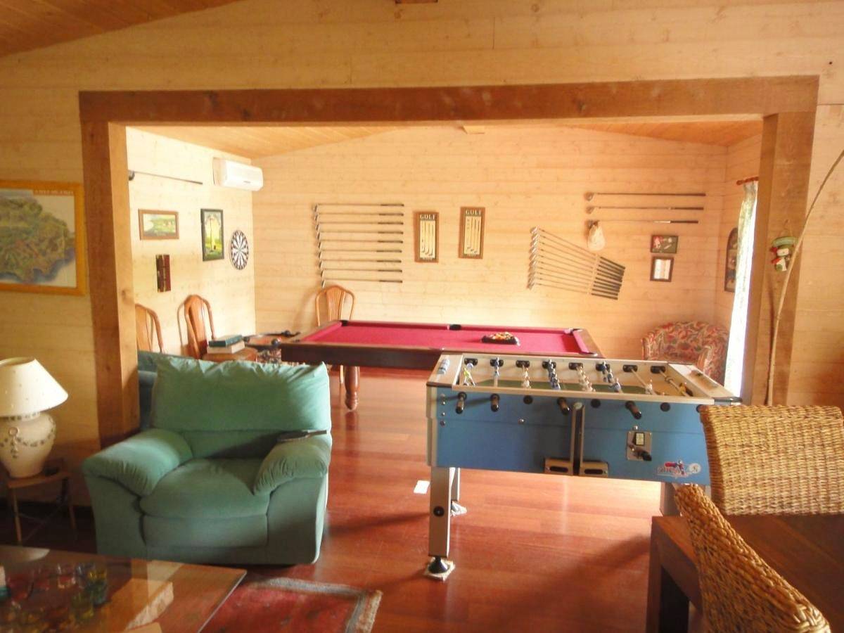 B&B L'Albatros in Saint-Paul-en-Forêt, Région de Draguignan