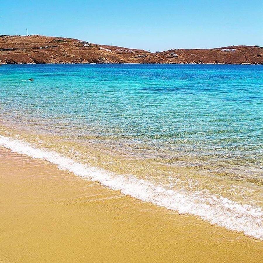 Vassilia on the beach Serifos in Ramos, Sérifos