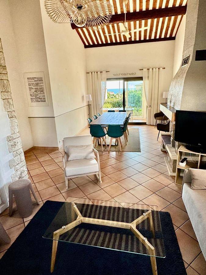 Villa pour 12 personnes, avec piscine ainsi que vue et jardin à Sausset-les-Pins - 3